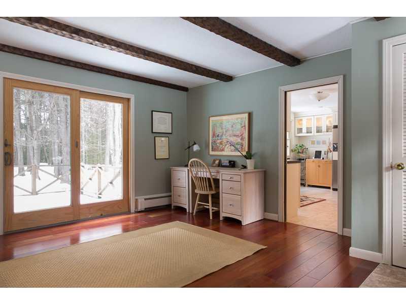16 Hemlock Road Brunswick, ME 04011 - Photo 14 of 16 Studio/Study/Office.