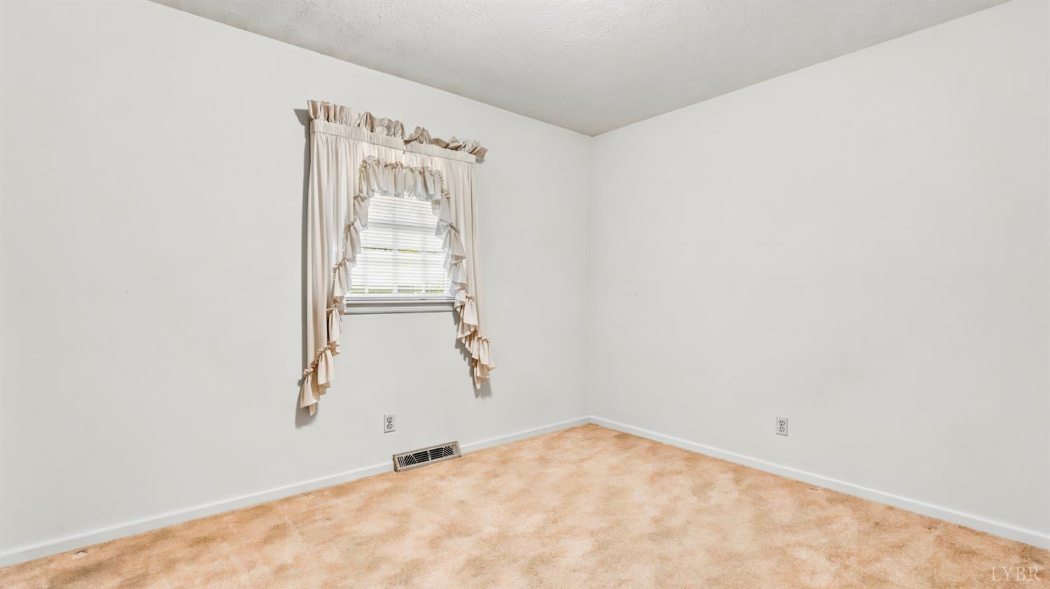 324 Charldon Road Lynchburg, VA 24501 - Photo 16 of 49