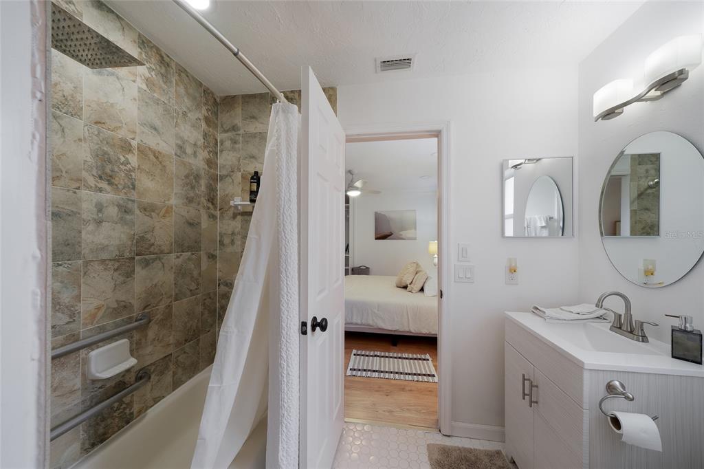 643 Mobile Road Venice, FL 34293 - Photo 22 of 30