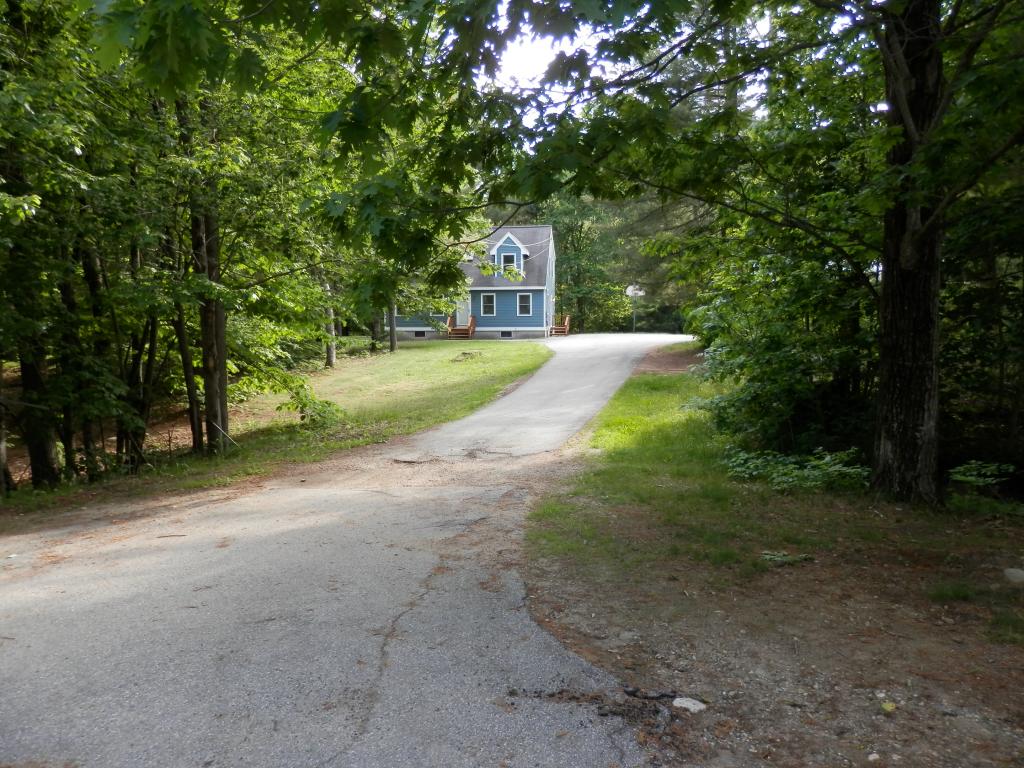 42 Beaver Pond Road Weare, NH 03281 - Photo 2 of 26