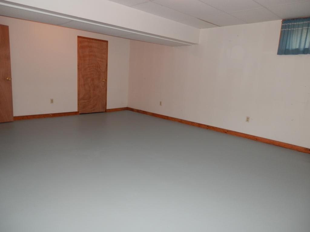 42 Beaver Pond Road Weare, NH 03281 - Photo 20 of 26