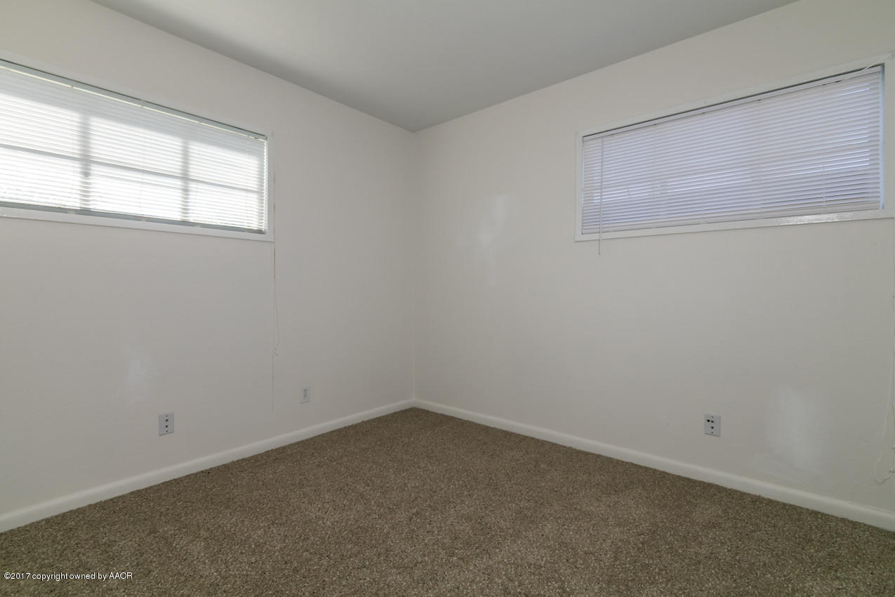 4407 South Ong Street Amarillo, TX 79110 - Photo 14 of 17 Bedroom 2