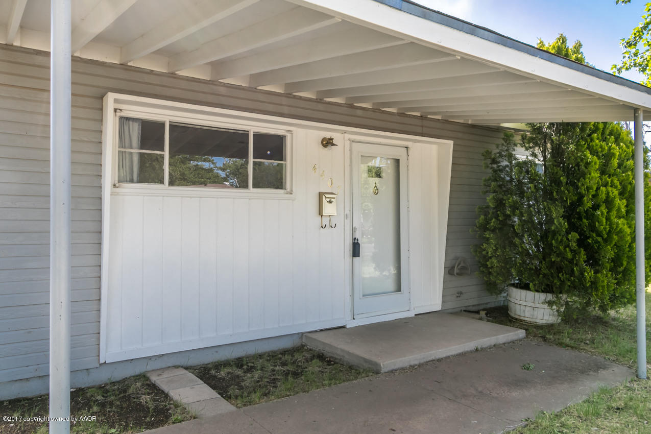 4407 South Ong Street Amarillo, TX 79110 - Photo 3 of 17 Porch