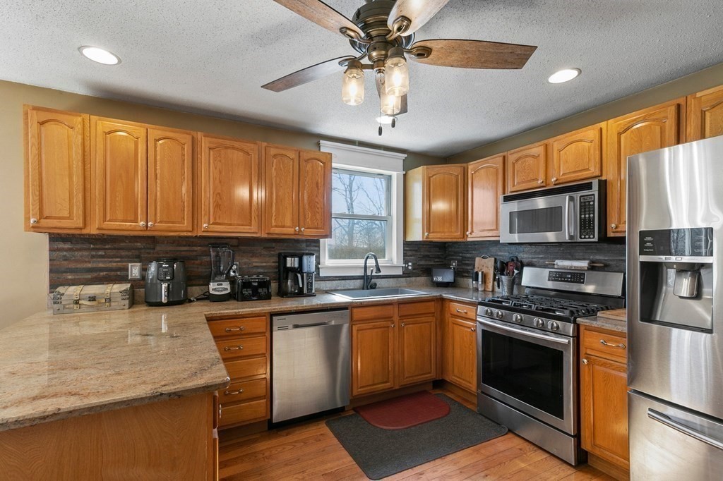 30 Burlingame Road Palmer, MA 01069 - Photo 12 of 42 Gallery Image 12