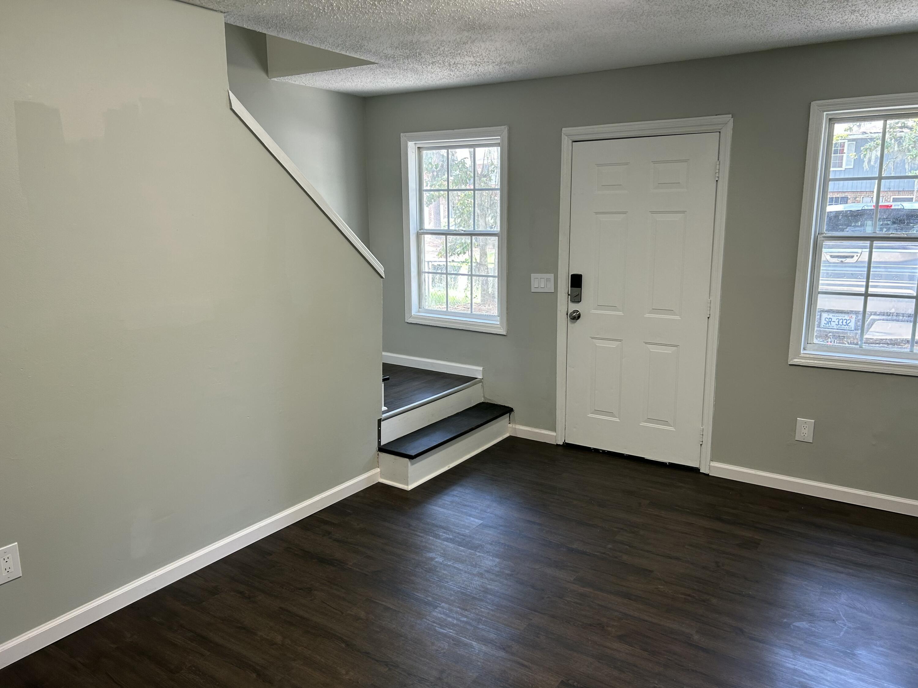 7636-7642 Hunters Ridge Lane North Charleston, SC 29420 - Photo 4 of 71 IMG_1046