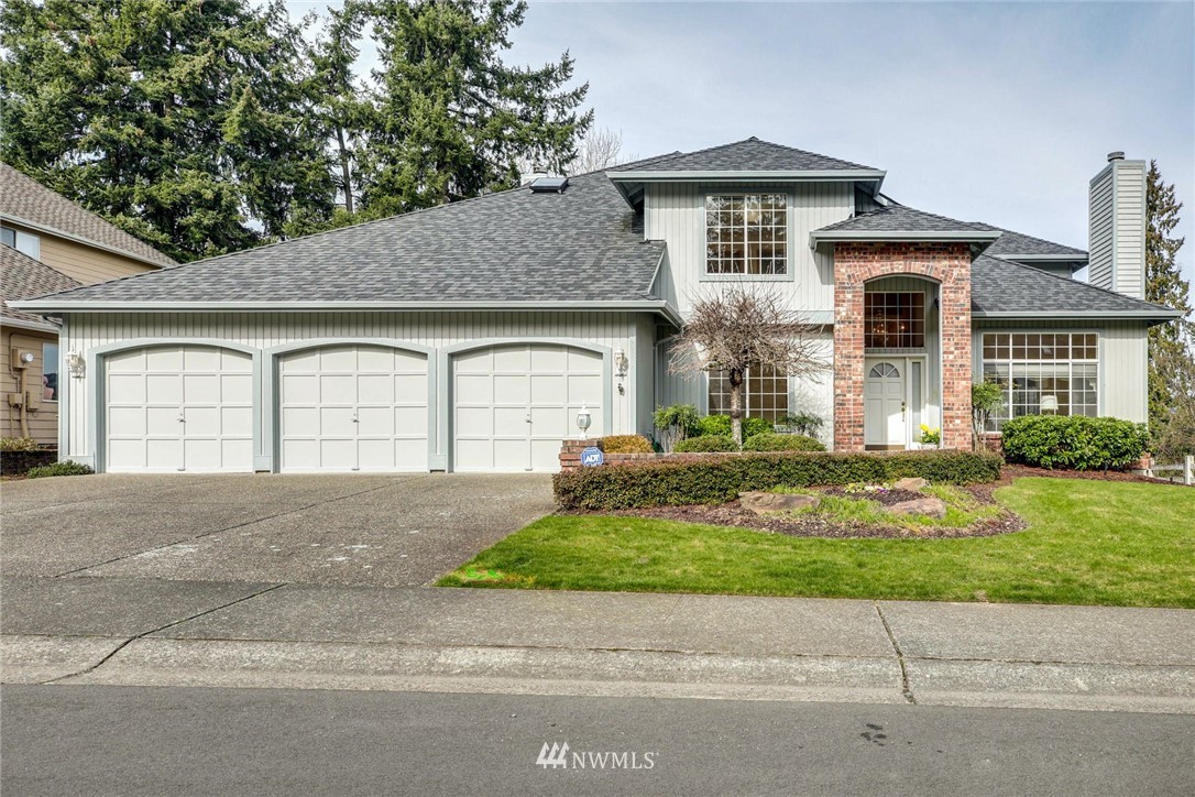13994 Southeast 159th Place Renton, WA 98058 - Photo 1 of 39 Gallery Image 1