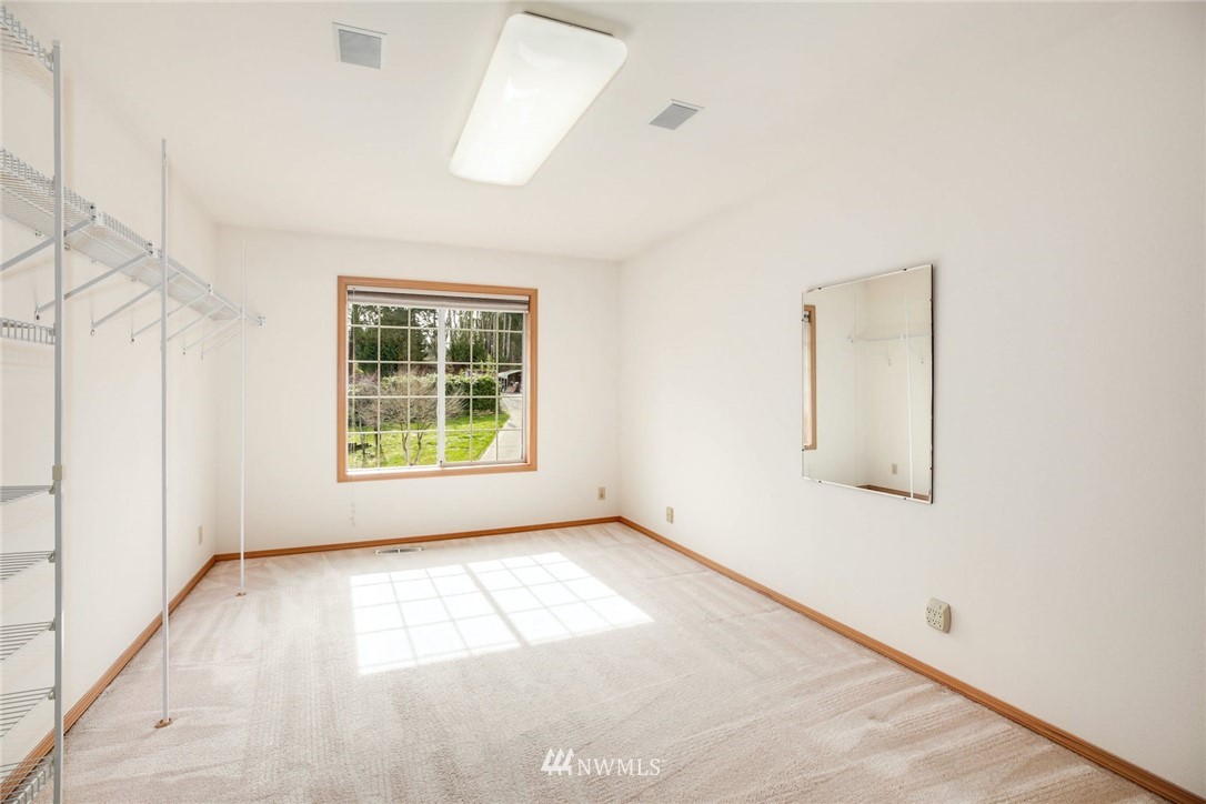 13994 Southeast 159th Place Renton, WA 98058 - Photo 23 of 39 Gallery Image 23