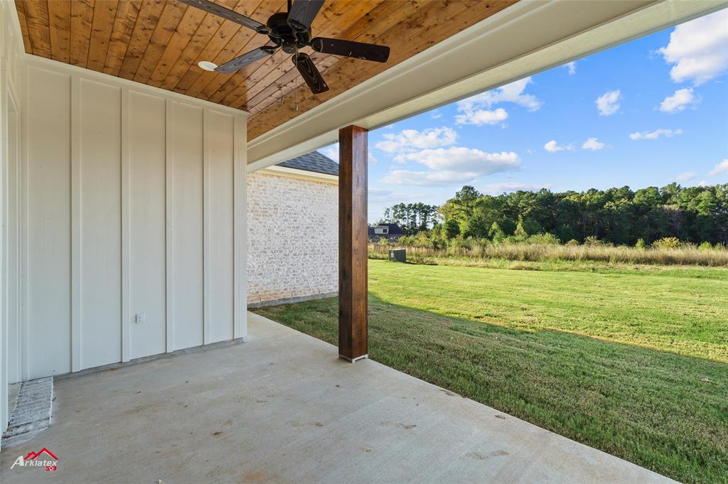 35 Turtle Creek Drive Benton, LA 71006 - Photo 32 of 32 a view of a room with yard