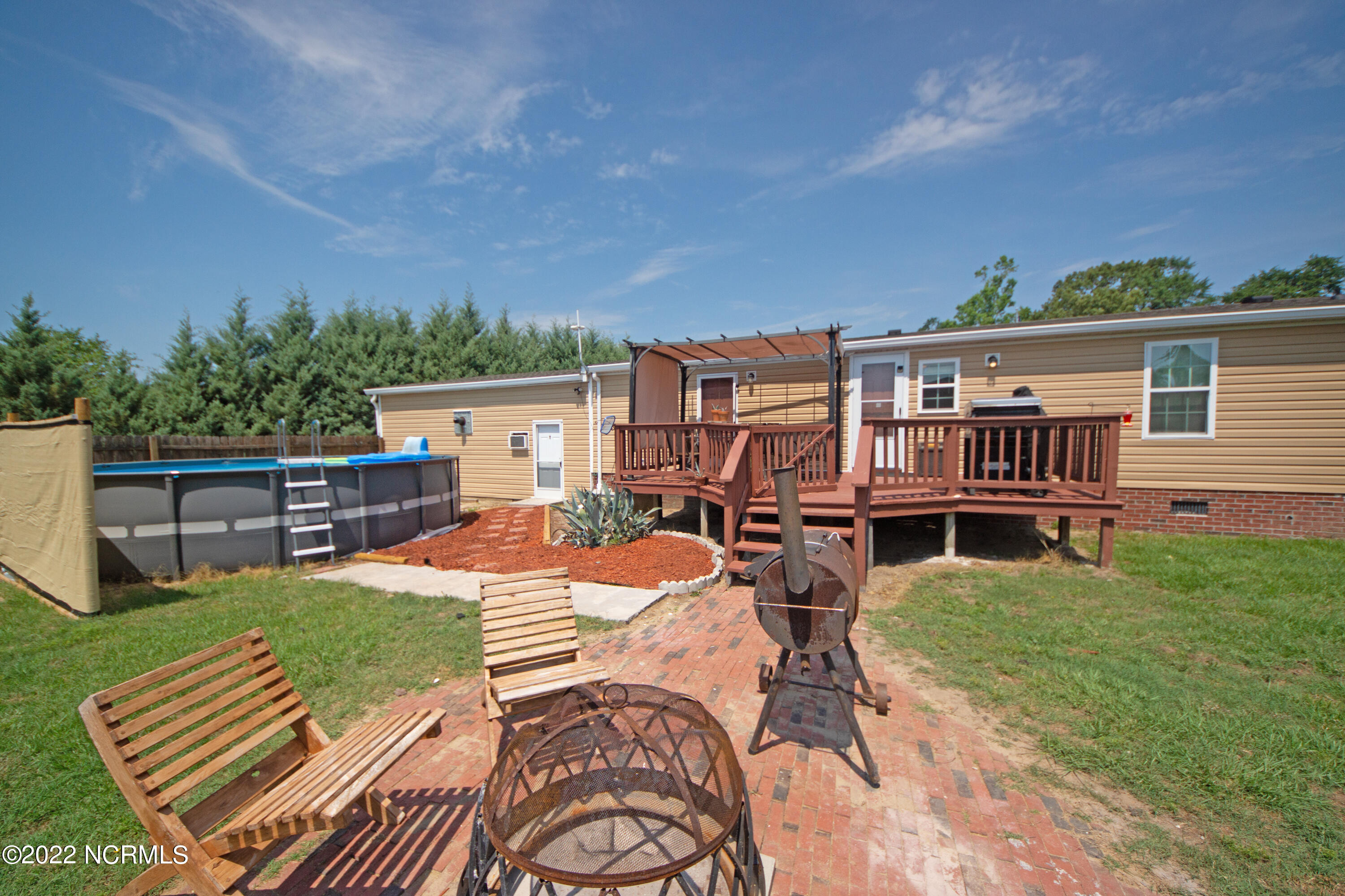 1552 Antioch Road New Bern, NC 28560 - Photo 41 of 46 Brick patio