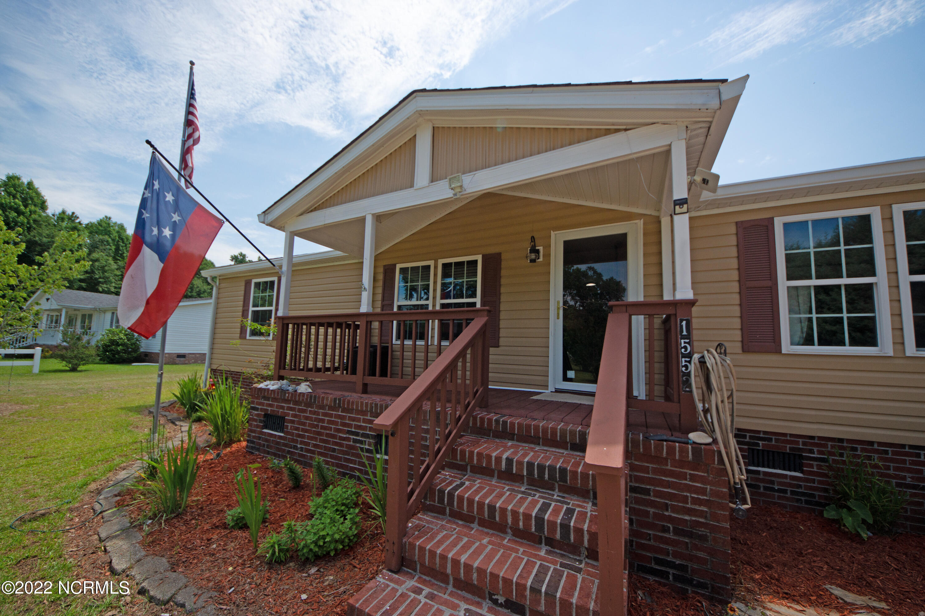 1552 Antioch Road New Bern, NC 28560 - Photo 7 of 46 DSC03458