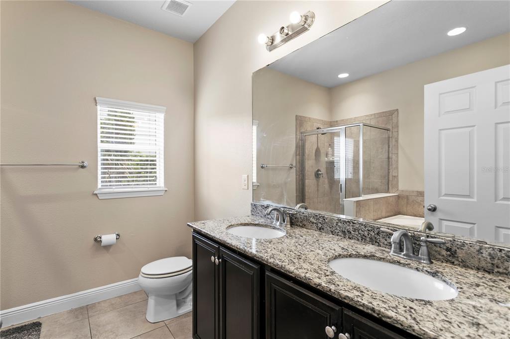 2837 Maple Brook Loop Lutz, FL 33558 - Photo 28 of 65