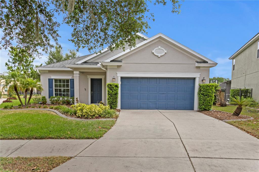2837 Maple Brook Loop Lutz, FL 33558 - Photo 3 of 65