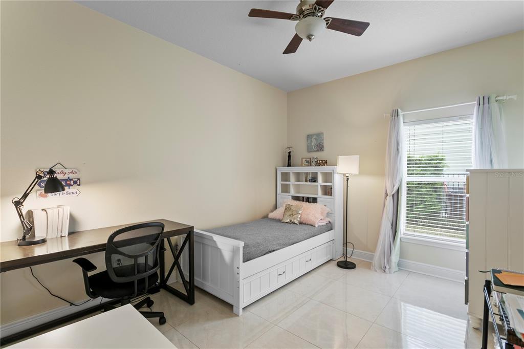 2837 Maple Brook Loop Lutz, FL 33558 - Photo 33 of 65