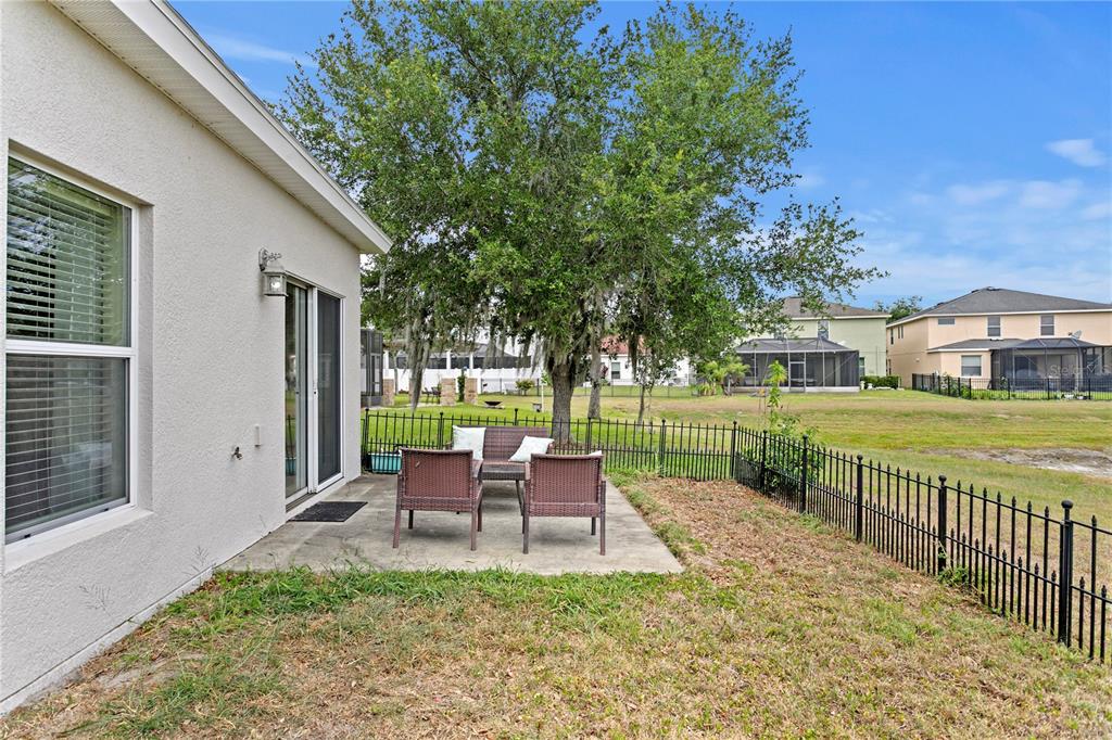 2837 Maple Brook Loop Lutz, FL 33558 - Photo 38 of 65