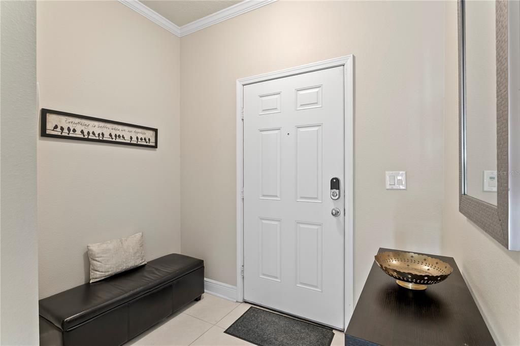 2837 Maple Brook Loop Lutz, FL 33558 - Photo 4 of 65