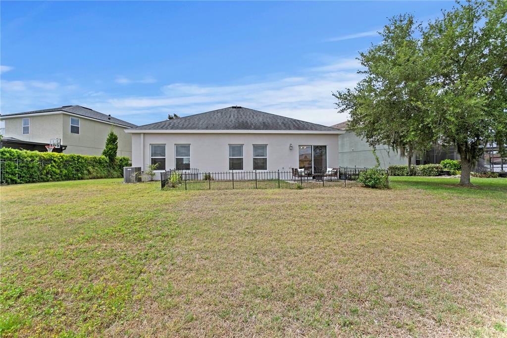 2837 Maple Brook Loop Lutz, FL 33558 - Photo 42 of 65