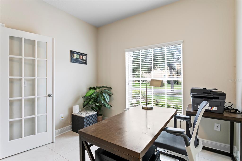 2837 Maple Brook Loop Lutz, FL 33558 - Photo 7 of 65