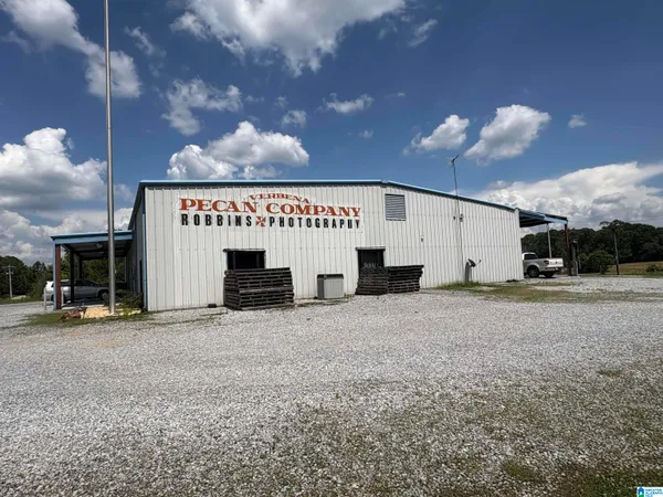 $699,000 | 33600 Highway 22, Verbena, AL 36091