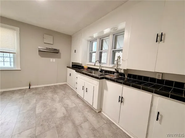 $1,600 | 35 Dorris Avenue, Buffalo, NY 14215