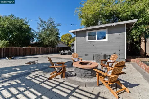 $825,000 | 3624 Chestnut Avenue, Concord, CA 94519