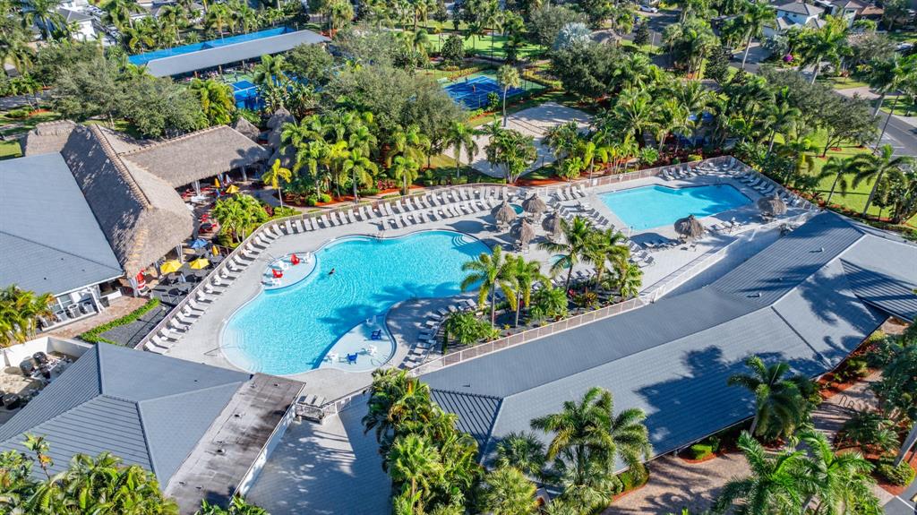 359 Sundial Circle, Unit 359 Margate, FL 33068 - Photo 31 of 36 an outdoor view with patio