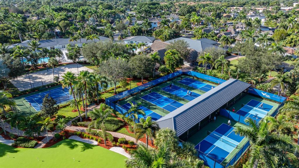 359 Sundial Circle, Unit 359 Margate, FL 33068 - Photo 32 of 36 an aerial view of a house