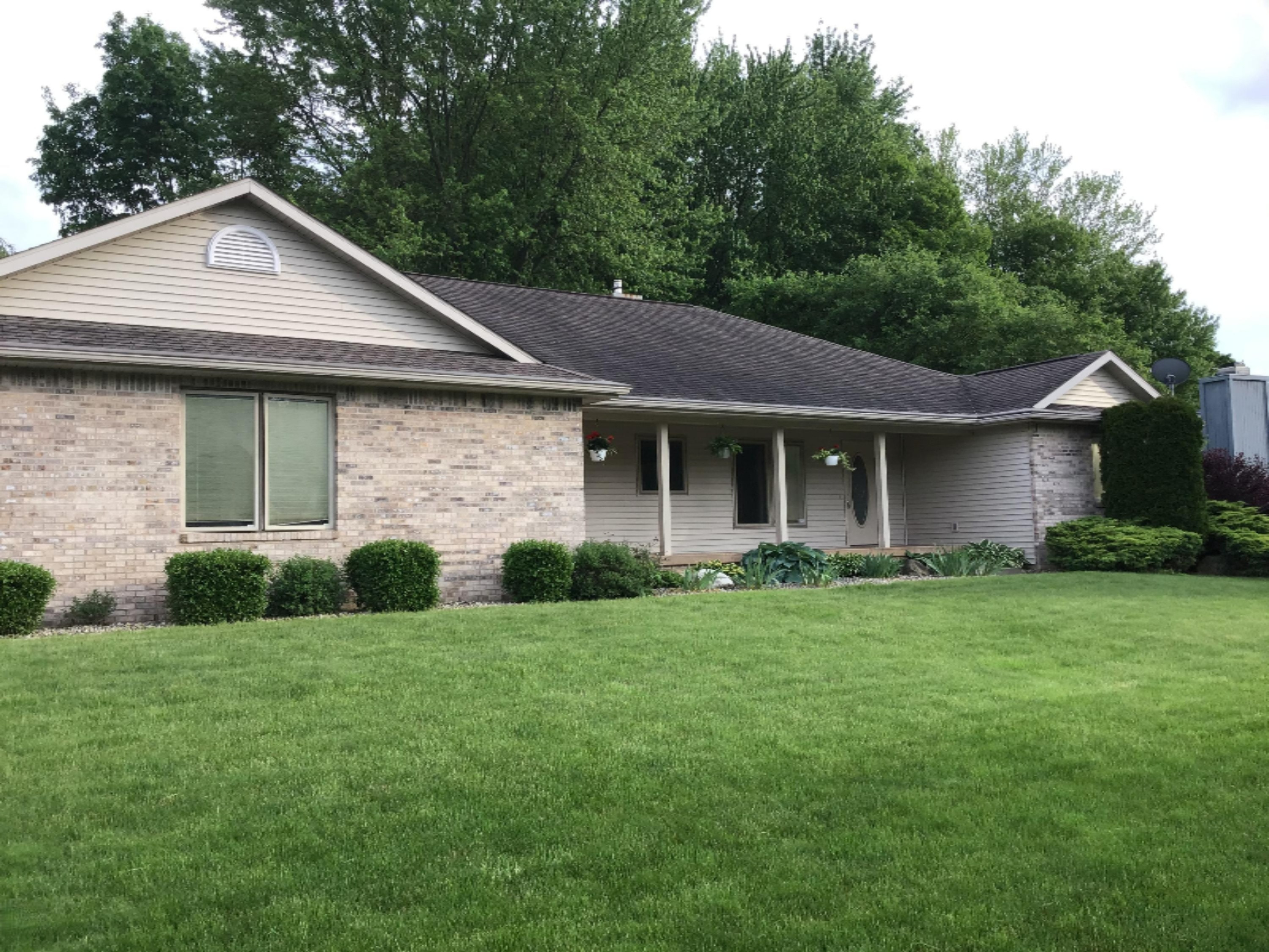 914 O Keefe Road Marshall, MI 49068 - Photo 3 of 34 IMG_2471