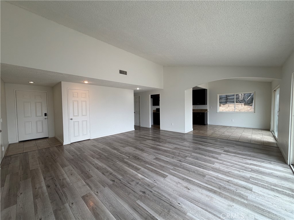 12561 Garber Street Pacoima, CA 91331 - Photo 5 of 37
