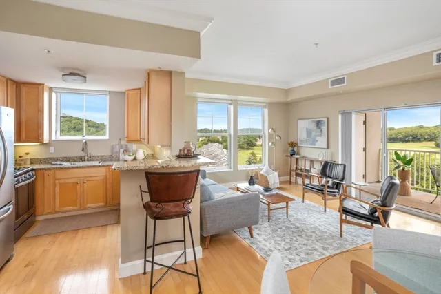 $595,000 | 36 Village Road, Unit 601, Middleton, MA 01949