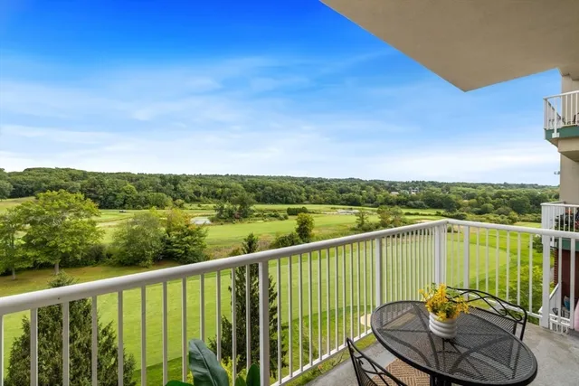 $595,000 | 36 Village Road, Unit 601, Middleton, MA 01949