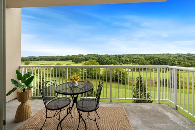 $595,000 | 36 Village Road, Unit 601, Middleton, MA 01949