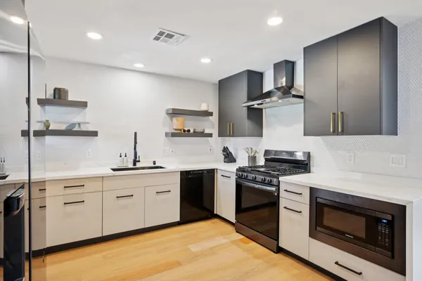 $799,000 | 386 Rosa Parks Road, Palm Springs, CA 92262