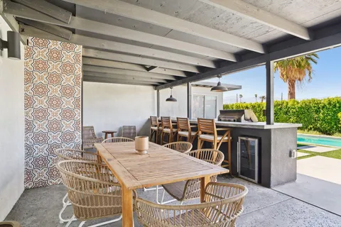 $849,000 | 386 Rosa Parks Road, Palm Springs, CA 92262