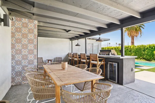 $799,000 | 386 Rosa Parks Road, Palm Springs, CA 92262