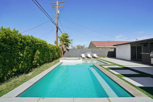 $799,000 | 386 Rosa Parks Road, Palm Springs, CA 92262