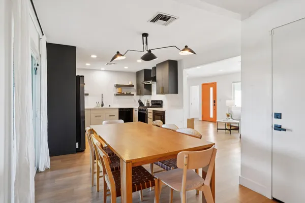 $799,000 | 386 Rosa Parks Road, Palm Springs, CA 92262
