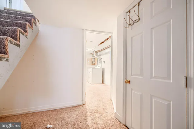 a view of a walk in closet