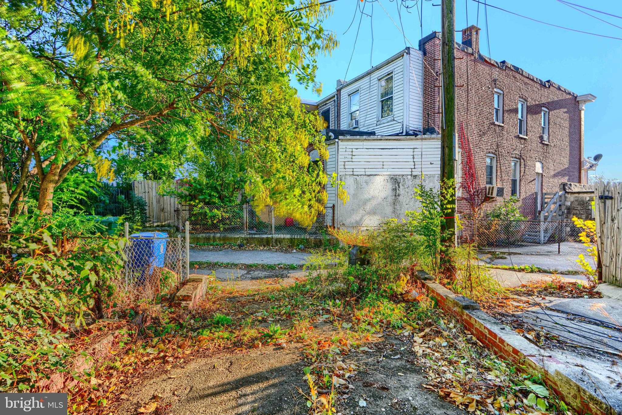 1601 East 28th Street Baltimore, MD 21218 - Photo 8 of 34 a view of a house with a yard