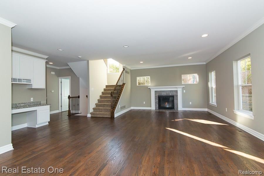 819 Miller Avenue Rochester, MI 48307 - Photo 5 of 8