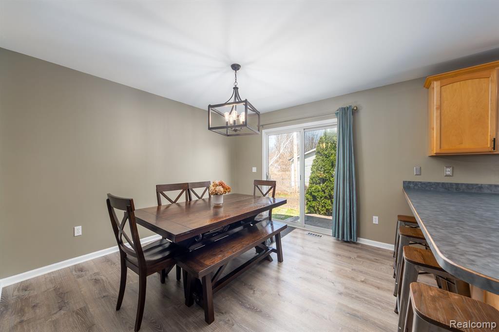 2383 Ava Howell, MI 48843 - Photo 6 of 30 Gallery Image 6
