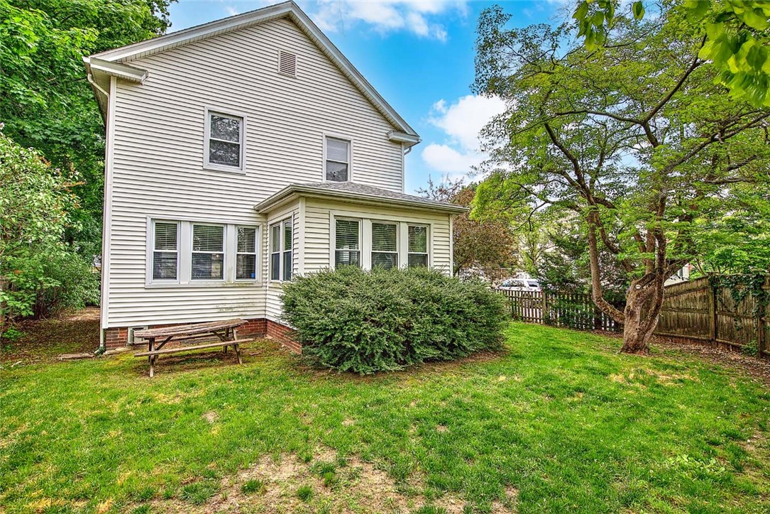 4 Talbot Manor Cranston, RI 02905 - Photo 33 of 36