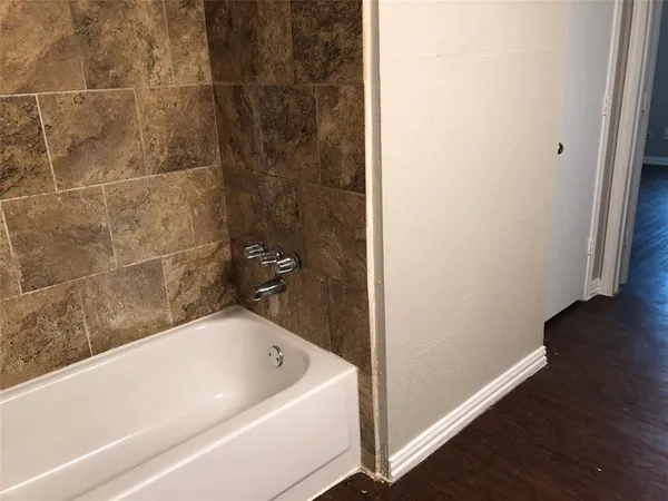 $1,800 | 7609 Calypso Drive, Rowlett, TX 75088