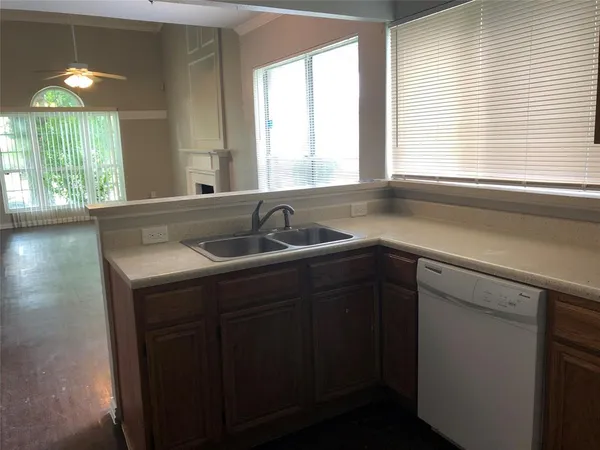 $1,800 | 7609 Calypso Drive, Rowlett, TX 75088