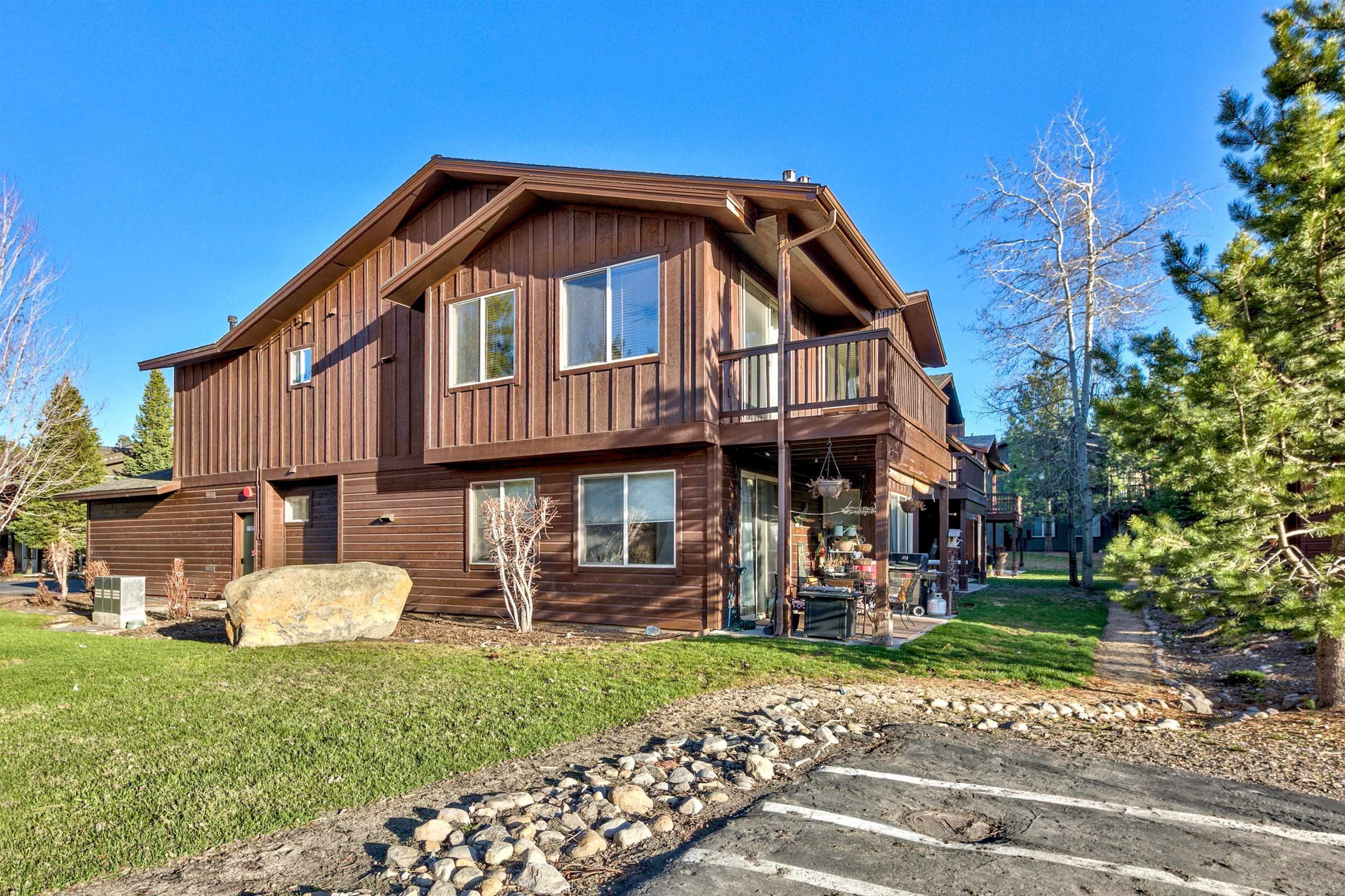 10592 Boulders Road, Unit 8 Truckee, CA 96161 - Photo 20 of 27 a front view of a house with garden
