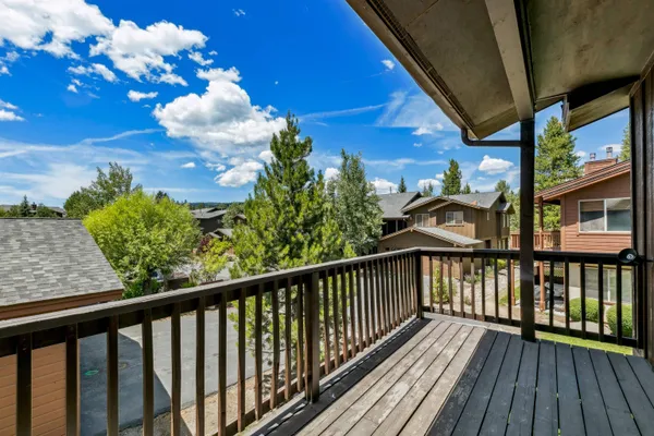 $699,000 | 10592 Boulders Road, Unit 8, Truckee, CA 96161