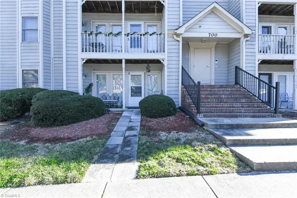 $108,000 | 700 Glendale Drive, Unit D, Greensboro, NC 27406