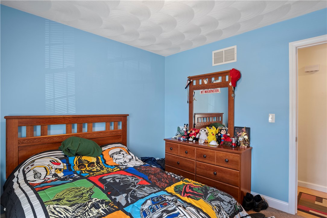 19 Dixie Avenue Warwick, RI 02889 - Photo 12 of 21