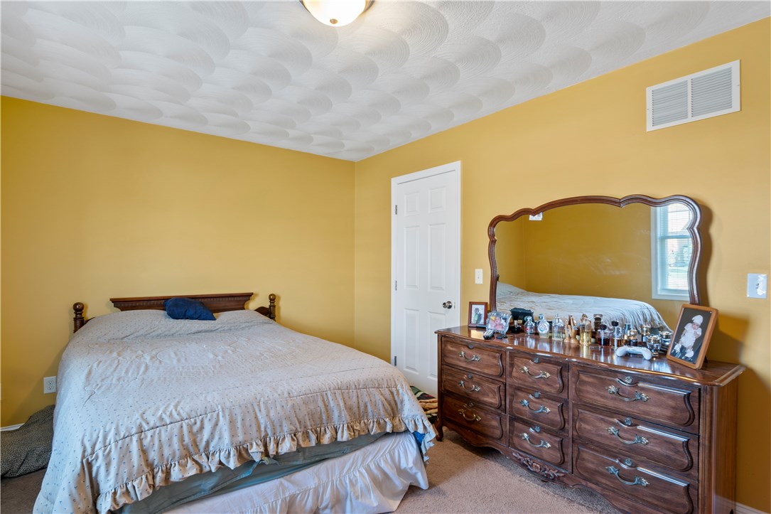 19 Dixie Avenue Warwick, RI 02889 - Photo 14 of 21