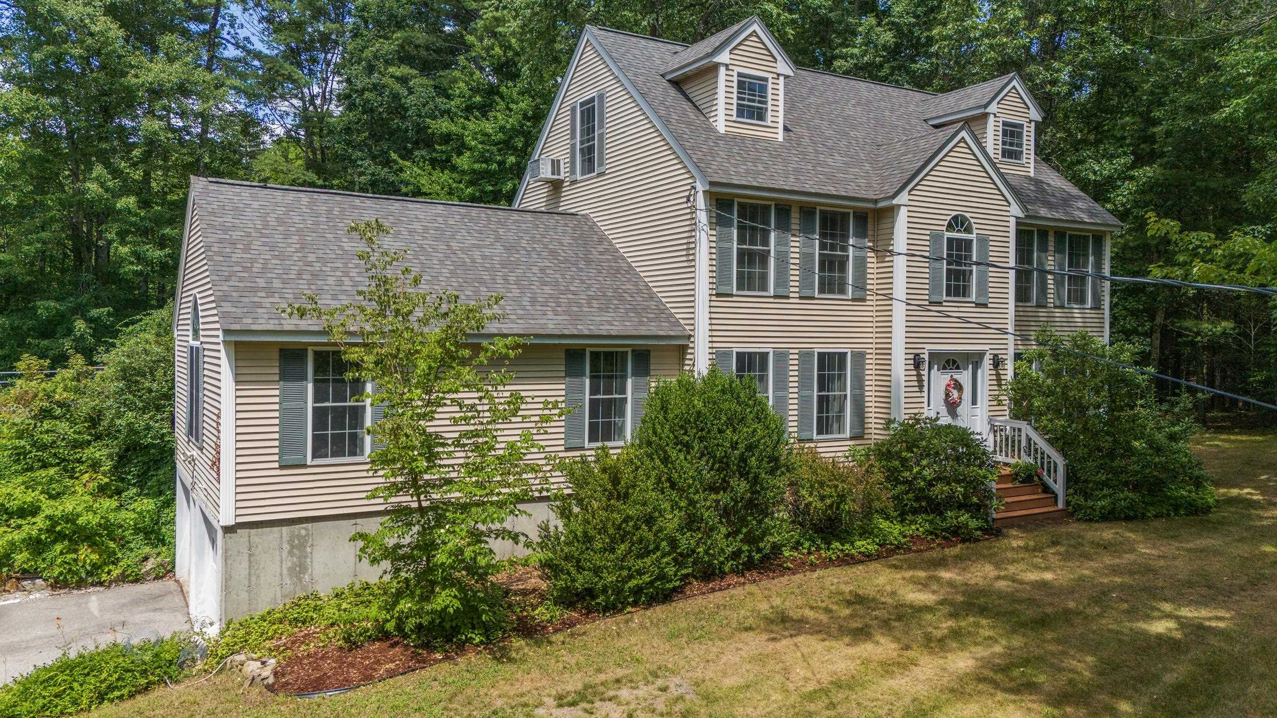 27 Partridge Lane Chester, NH 03036 - Photo 3 of 58 Gallery Image 3