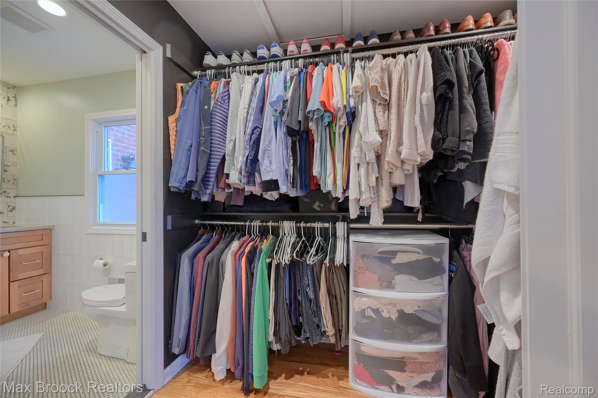 1443 Dorothea Road Berkley, MI 48072 - Photo 14 of 33 Walk In Closet